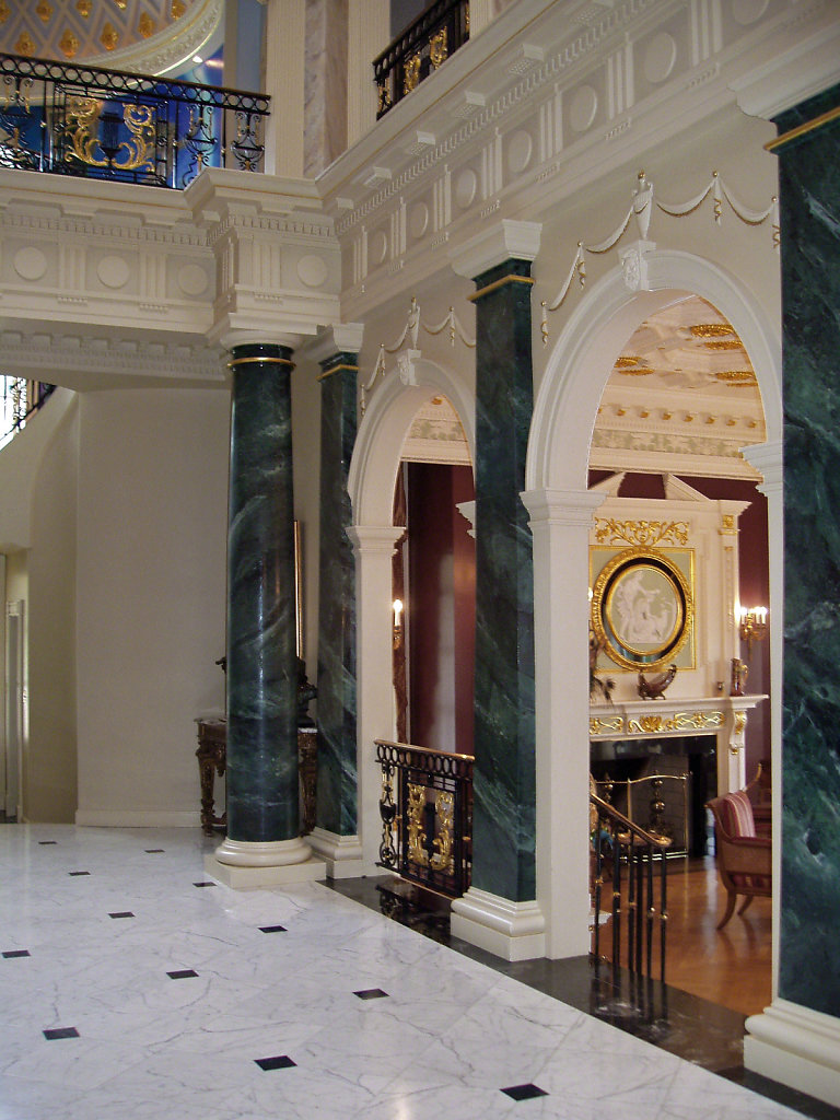 Frederick-Hart-Chadsworth-Tuscan-Wood-Pilasters-Interior-pwm.jpg