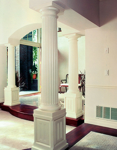 Ionic Columns with Tuscan Capitals in a Dining Room