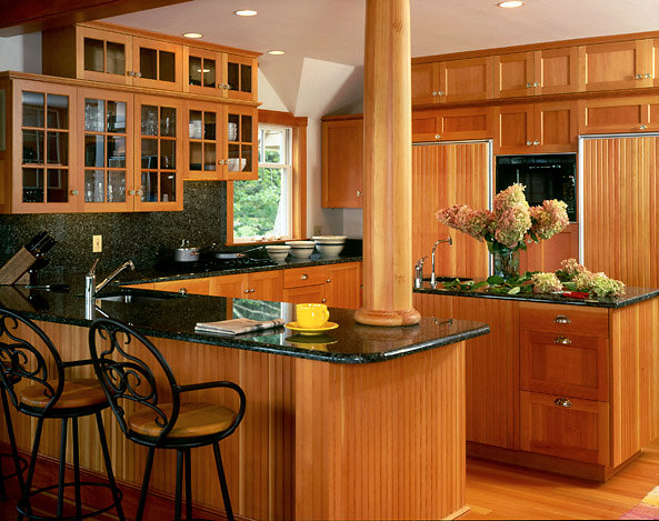 Stain-Grade Smooth Column on Kitchen Counter