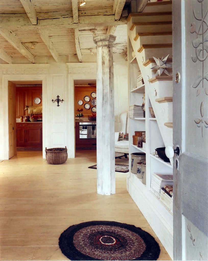 Rustic Octagonal Column in a Living Room