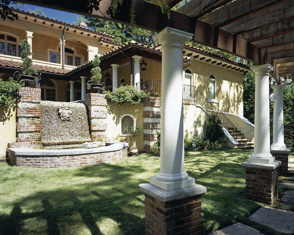 Tuscan-Chadsworth-PolyStone-Columns-Kaki-Hockersmithpwm.jpg