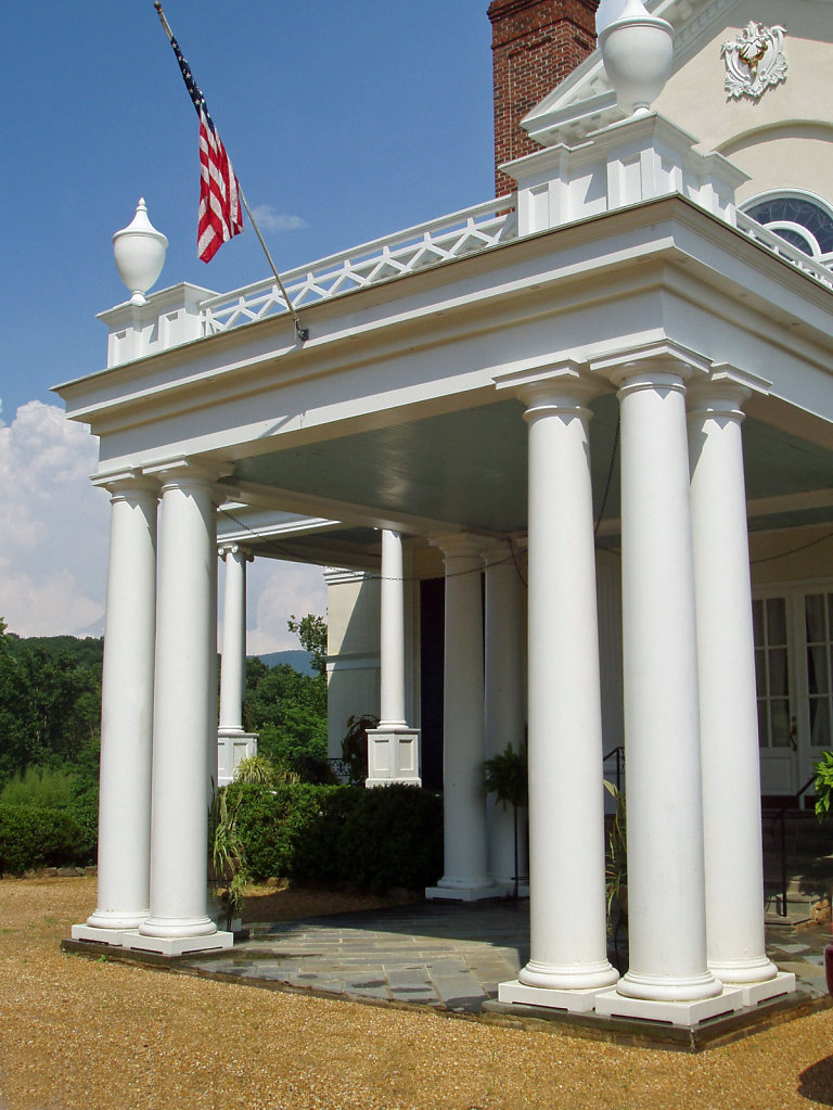 Frederick-Hart-Chadsworth-Wood-Columns1.jpg